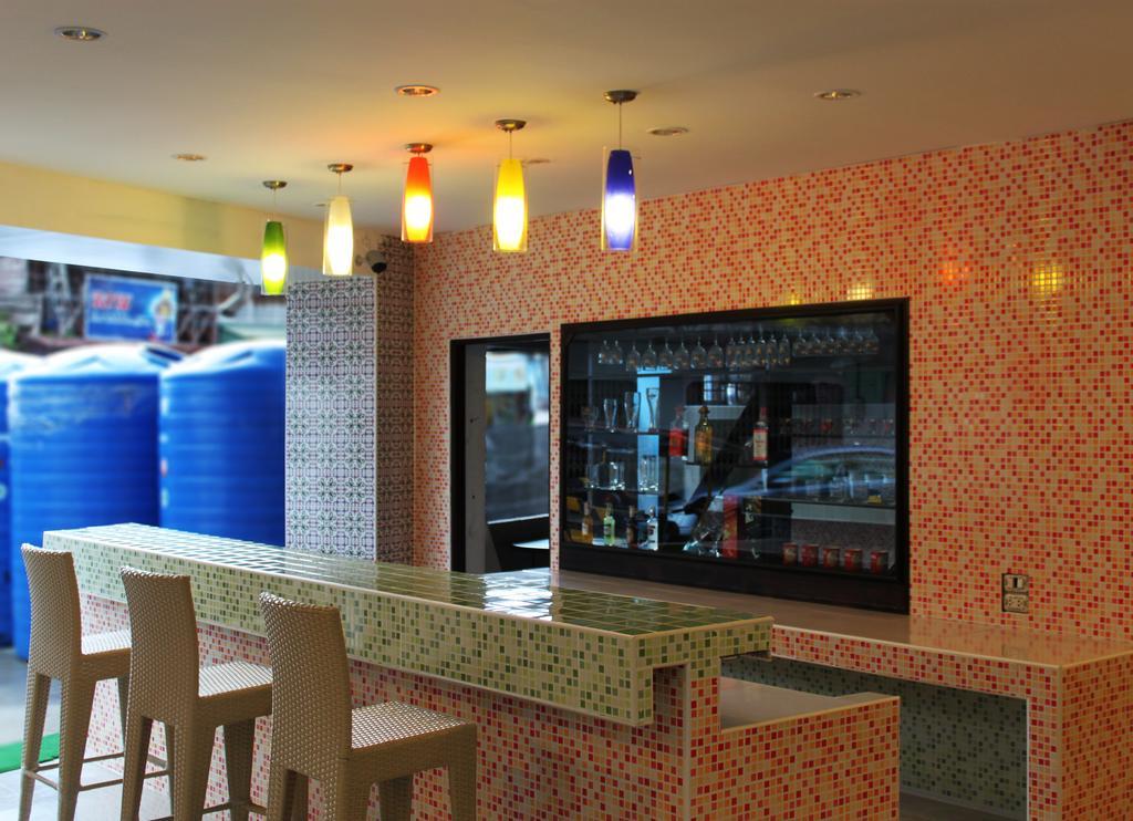Krabi City Seaview Hotel Exterior photo