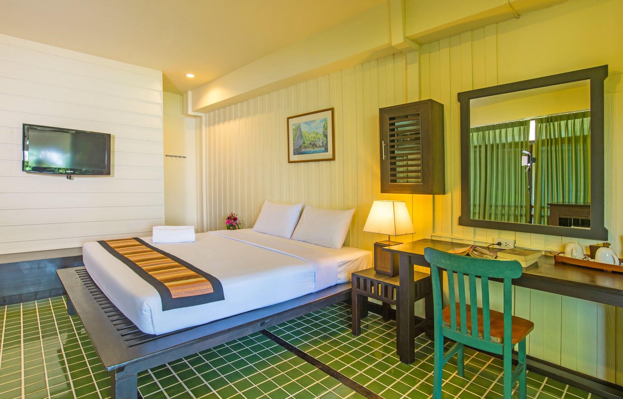 Krabi City Seaview Hotel Exterior photo