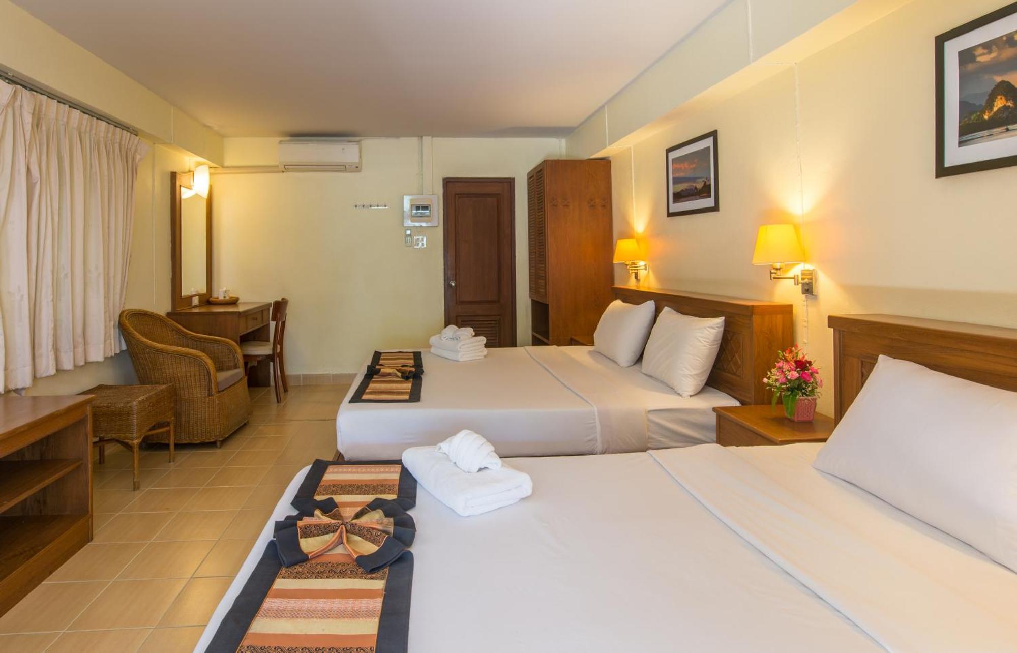 Krabi City Seaview Hotel Room photo