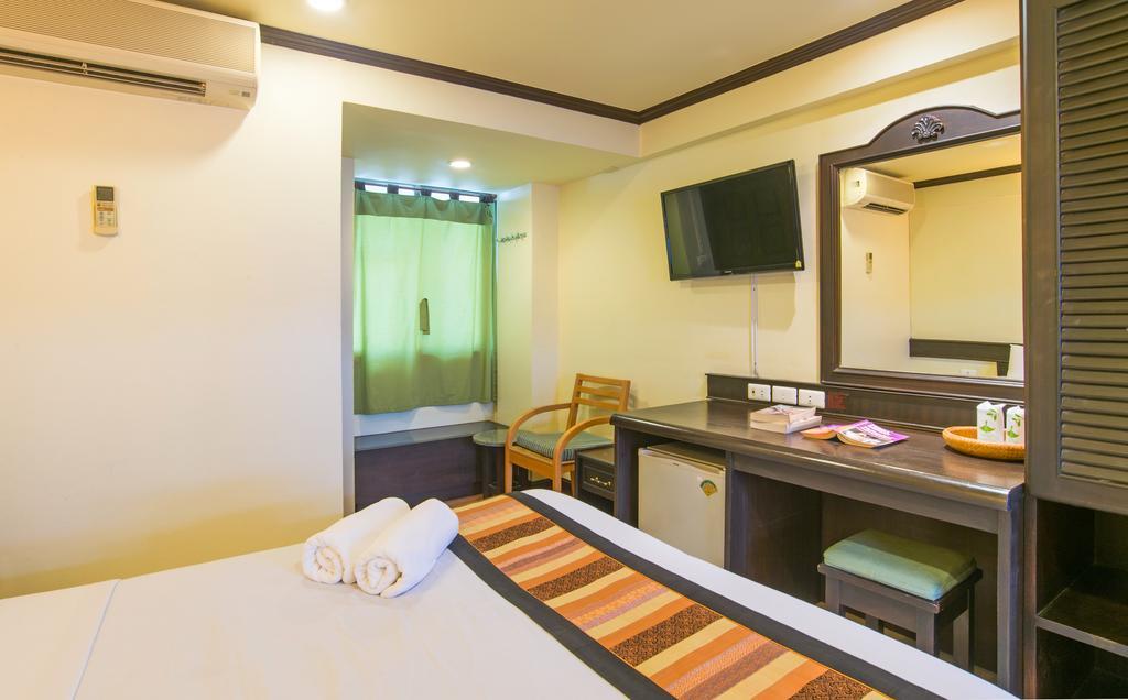 Krabi City Seaview Hotel Room photo