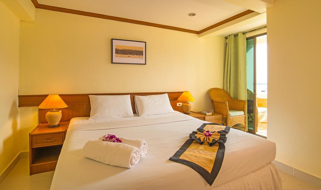 Krabi City Seaview Hotel Exterior photo